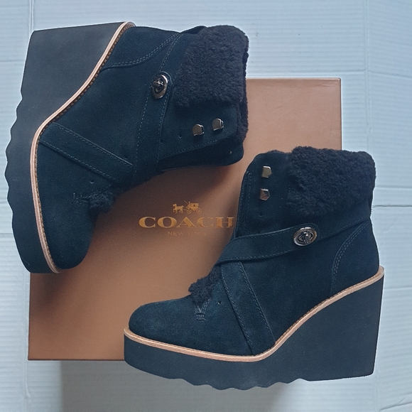 Coach Kenna Black Suede & Real Sheep Fur Wedge Ankle Winter Booties Sz 7.5 - Picture 10 of 16